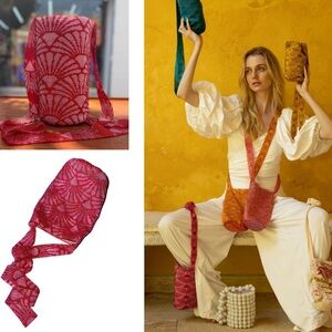 Artibiana style pink Beaded Mochila artisanal Colombian handmade bag purse